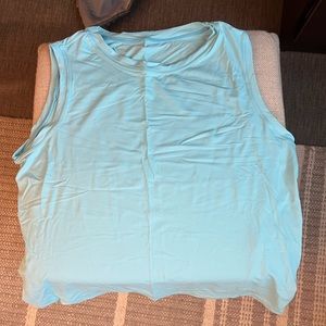 Workout tank